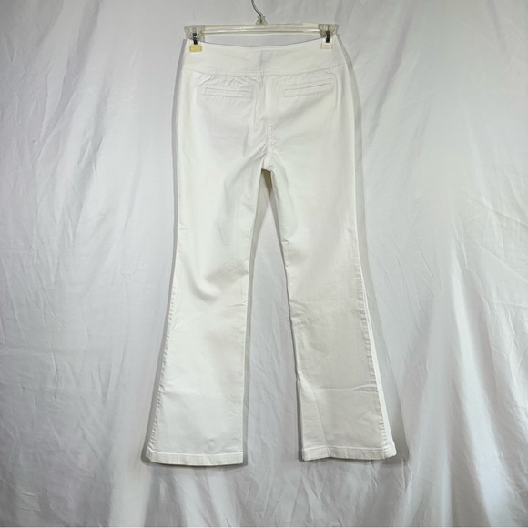 Anne Klein Women’s Off-White Denim Flared Jeans - Picture 6 of 7
